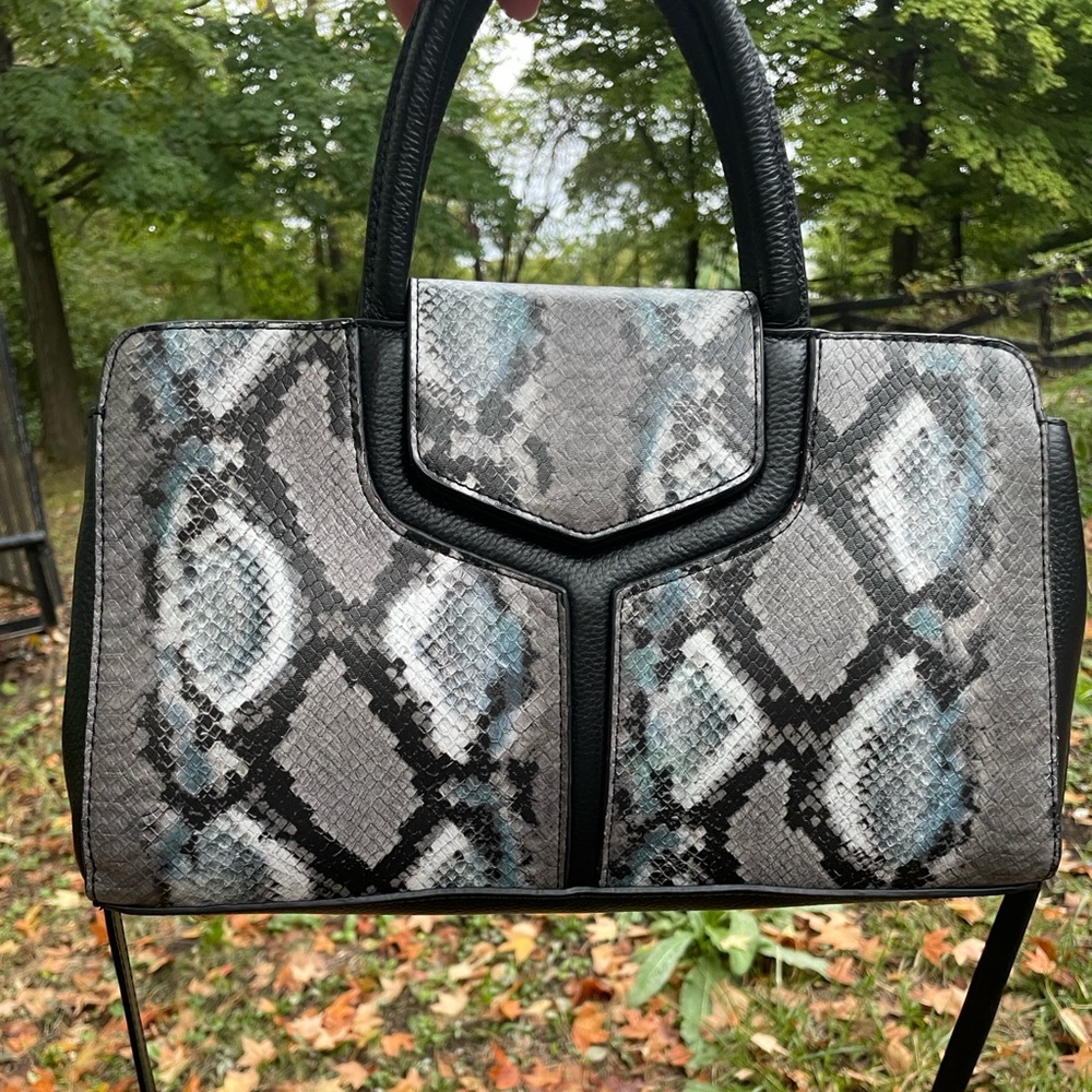 Euc Unbranded Leather Bag